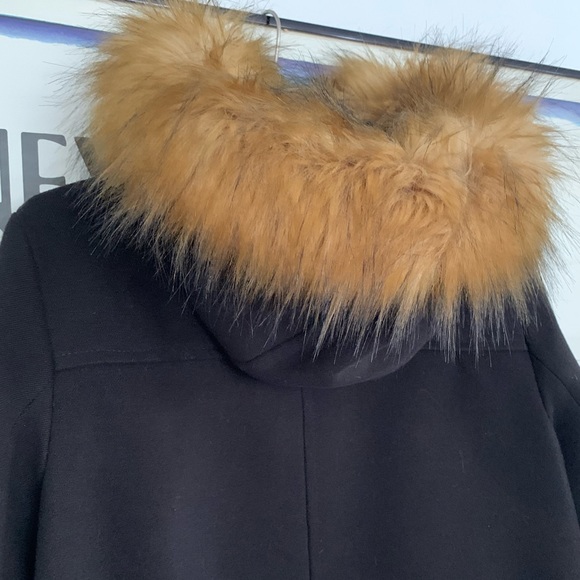 Zara black ‘wool’ jkt with brown faux fur hood (removable) gold zips size L - Picture 4 of 15